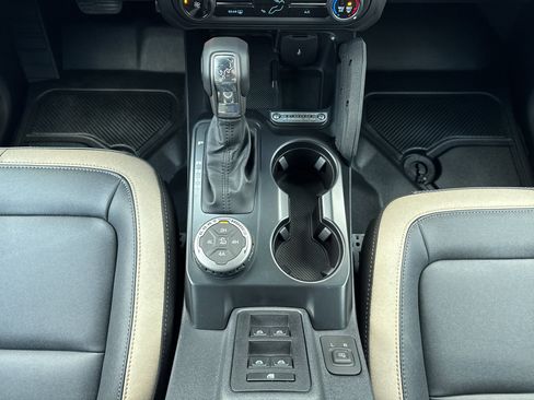 New 2025 Ford Bronco Big Bend w/ Black Diamond Package image 21