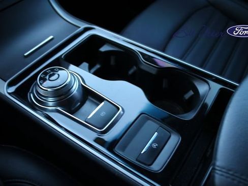 Certified 2020 Ford Edge SEL w/ Convenience Package image 15