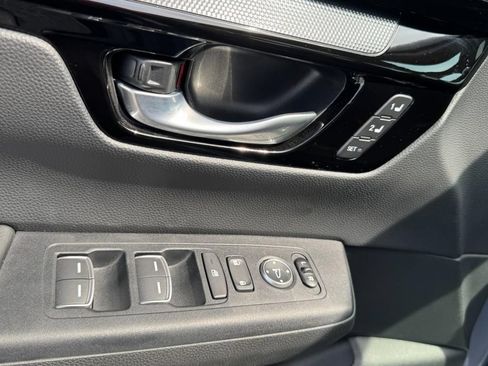 Used 2025 Honda CR-V Sport Touring image 16