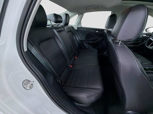 Used 2023 Volkswagen Jetta SE w/ Panoramic Sunroof Package FWD image 26