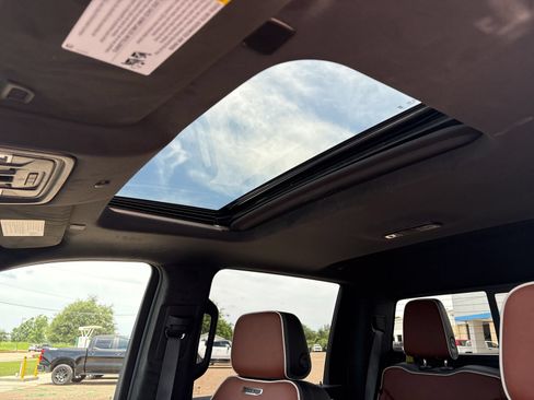 New 2026 GMC Sierra 2500 Denali Ultimate AWD/4WD image 11