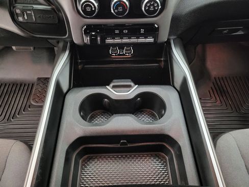 Used 2021 RAM 2500 Big Horn w/ Level 1 Equipment Group AWD/4WD image 34