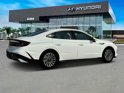 New 2025 Hyundai Sonata SEL image 8