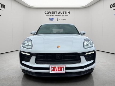 Used 2024 Porsche Macan w/ Premium Plus Package AWD/4WD image 8