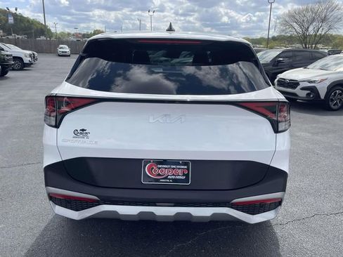 Used 2023 Kia Sportage EX FWD image 3