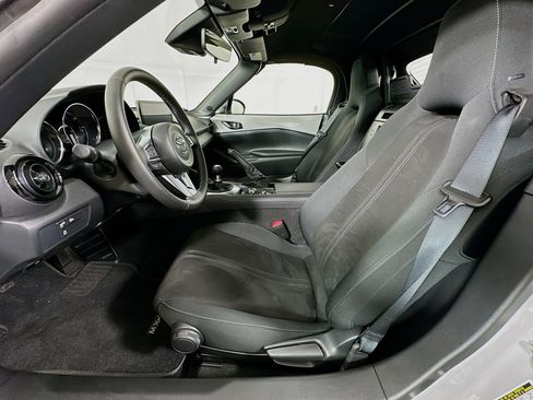 Used 2025 MAZDA MX-5 Miata Club RWD image 13