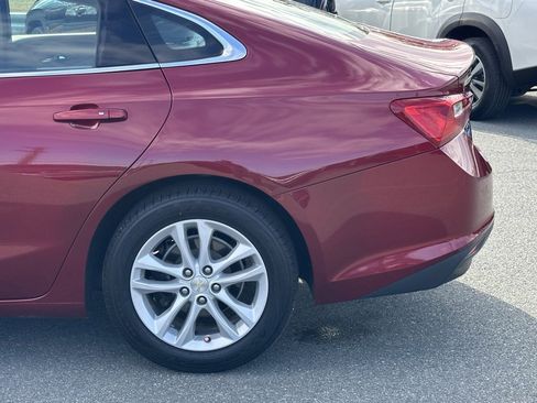 Used 2017 Chevrolet Malibu LT w/ Driver Confidence Package image 35