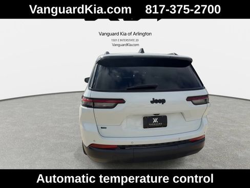 Used 2022 Jeep Grand Cherokee L Laredo RWD image 8
