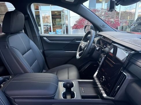 New 2026 GMC Acadia Elevation image 34