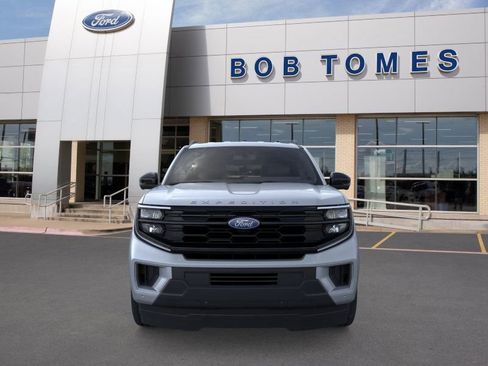New 2026 Ford Expedition Active RWD image 8