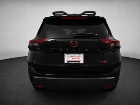 Certified 2025 Nissan Rogue SV AWD/4WD image 5