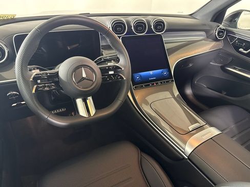Certified 2026 Mercedes-Benz GLC 300 image 24