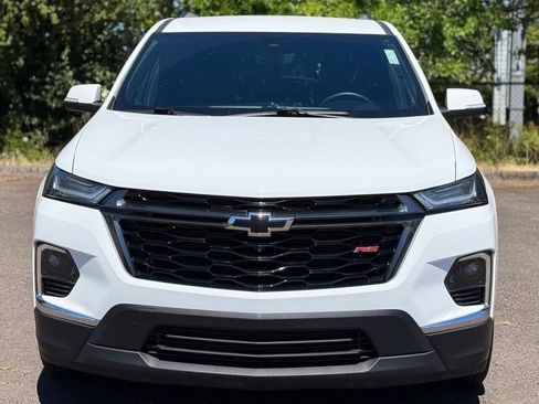 Used 2023 Chevrolet Traverse RS w/ LPO, Floor Liner Package FWD image 8