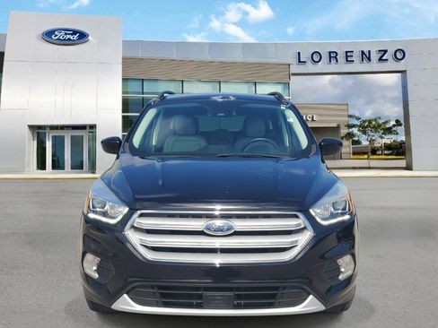 Used 2019 Ford Escape SEL image 2
