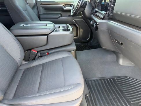 Used 2022 Chevrolet Silverado 1500 LT Trail Boss AWD/4WD image 12