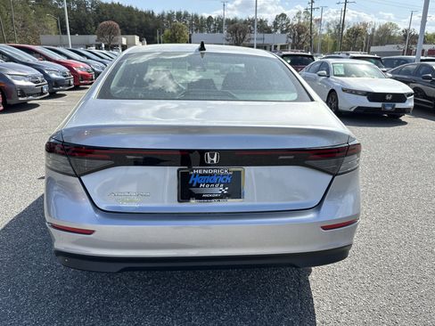 New 2026 Honda Accord SE image 9