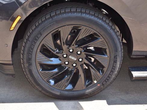 New 2025 Lincoln Navigator Reserve w/ Jet Appearance Package image 41