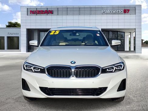 Used 2025 BMW 330i Sedan RWD image 2