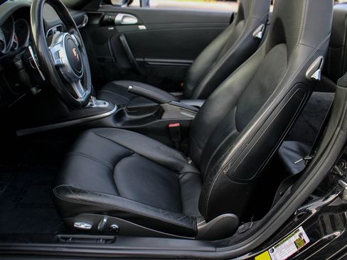 Used 2011 Porsche 911 Carrera 4S image 14