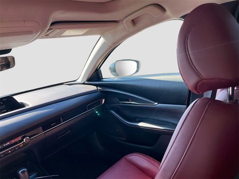 Used 2023 MAZDA CX-30 AWD 2.5 S w/ Preferred Package image 24