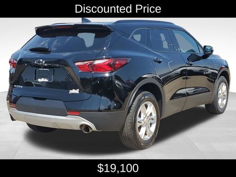 Used 2022 Chevrolet Blazer LT FWD image 3