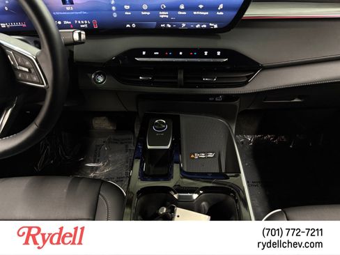 Used 2025 Buick Enclave Preferred image 15