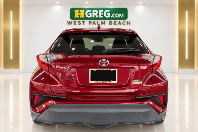 Used 2019 Toyota C-HR XLE FWD image 8