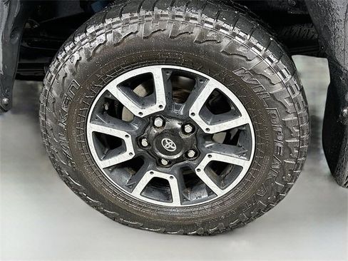 Used 2019 Toyota Tundra Limited image 30