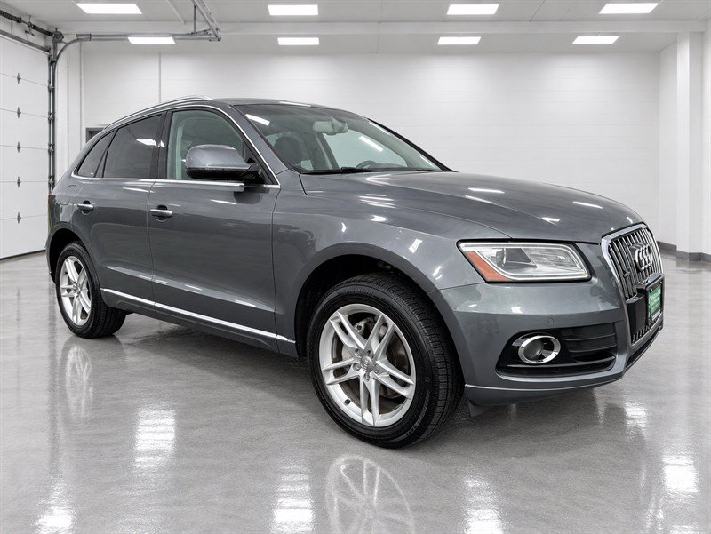 Used 2016 Audi Q5 2.0T Premium Plus w/ Technology Package AWD/4WD image 9