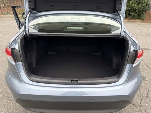 Used 2026 Toyota Corolla LE image 12