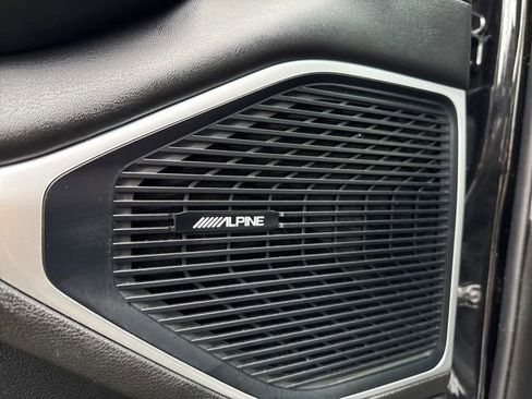 Used 2022 Jeep Wagoneer Series II w/ Premium Group I image 21