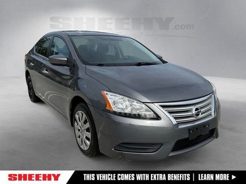 Used 2015 Nissan Sentra SV FWD image 1