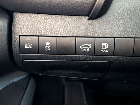 Used 2024 Toyota Camry SE FWD image 18