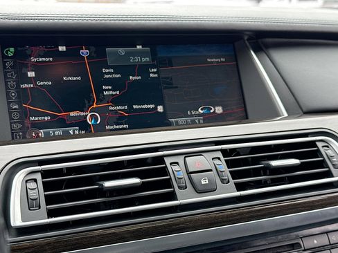 Used 2015 BMW 750i xDrive AWD/4WD image 9