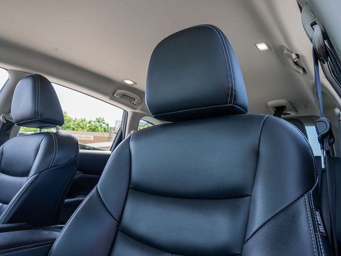 Used 2023 Nissan Murano SV FWD image 25