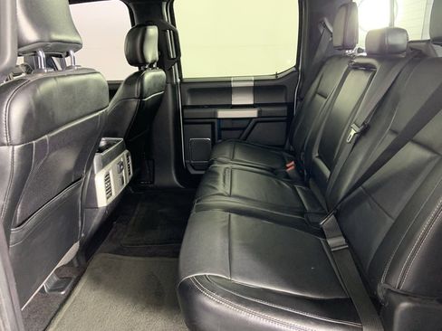 Used 2015 Ford F150 Lariat image 19