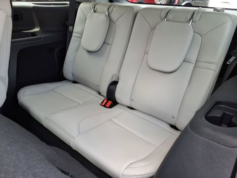 Used 2026 Lincoln Aviator AWD image 11
