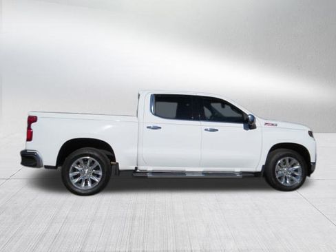 Certified 2022 Chevrolet Silverado 1500 LTZ w/ Z71 Off-Road Package image 9