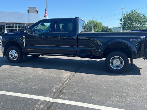 Used 2024 Ford F350 Lariat w/ Lariat Ultimate Package AWD/4WD image 14