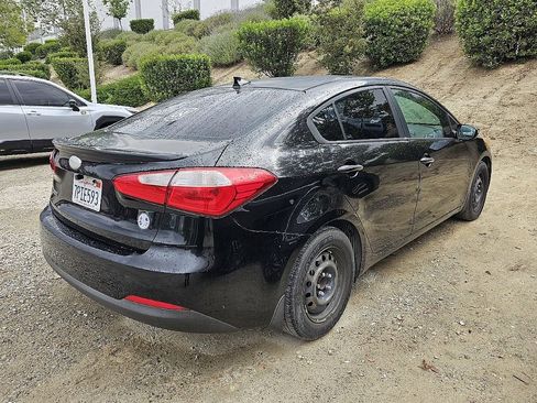 Used 2015 Kia Forte LX w/ Popular Package image 13