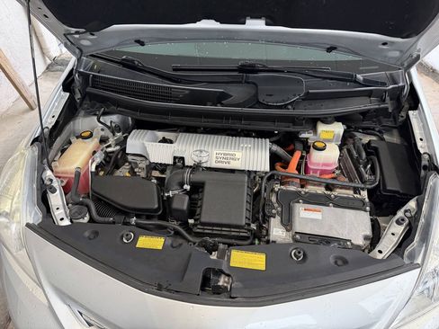 Used 2012 Toyota Prius V Three FWD image 12