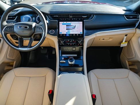 New 2025 Jeep Grand Cherokee L Limited w/ Luxury Tech Group II image 13