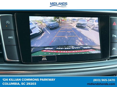 Used 2022 Buick Enclave Essence w/ Experience Buick Package AWD/4WD image 11
