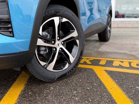 New 2025 Chevrolet Trax RS w/ Driver Confidence Package image 6