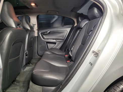 Used 2016 Volvo S60 T5 Premier image 39