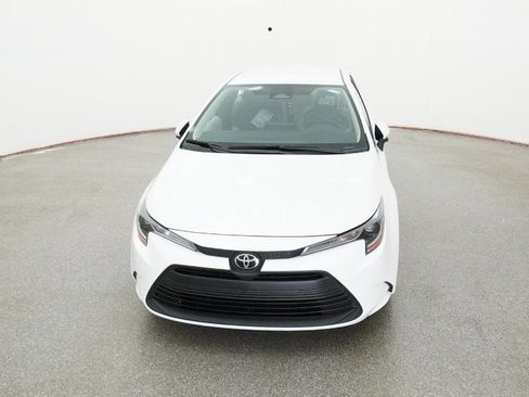 New 2026 Toyota Corolla LE FWD image 2