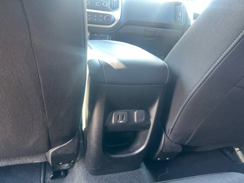 Used 2022 GMC Canyon Elevation w/ Trailering Package AWD/4WD image 11