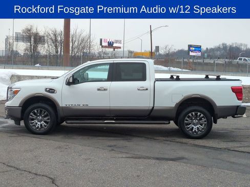 Used 2018 Nissan Titan Platinum Reserve w/ Platinum Utility Package image 6