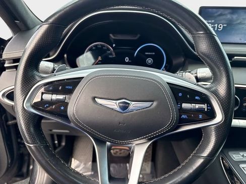 Used 2022 Genesis GV70 3.5T Sport w/ Sport Prestige Package AWD/4WD image 23