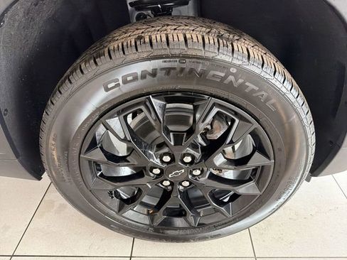 New 2026 Chevrolet Traverse LT w/ Midnight/Sport Edition FWD image 14
